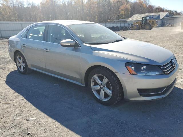 Photo 3 VIN: 1VWBP7A38CC084221 - VOLKSWAGEN PASSAT 