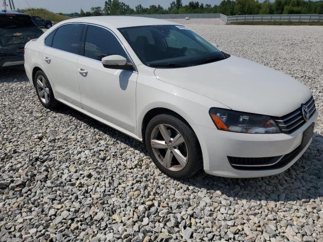 Photo 3 VIN: 1VWBP7A38DC000612 - VOLKSWAGEN PASSAT SE 