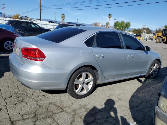 Photo 2 VIN: 1VWBP7A38DC001016 - VOLKSWAGEN PASSAT 