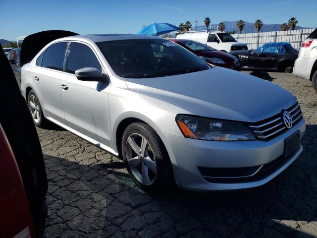 Photo 3 VIN: 1VWBP7A38DC001016 - VOLKSWAGEN PASSAT 