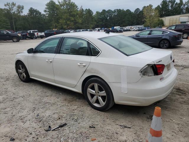 Photo 1 VIN: 1VWBP7A38DC049843 - VOLKSWAGEN PASSAT 