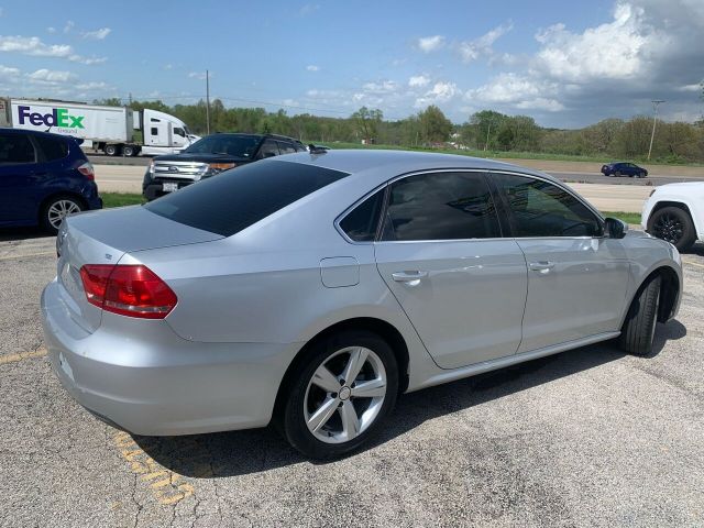 Photo 4 VIN: 1VWBP7A38DC097990 - VOLKSWAGEN PASSAT 