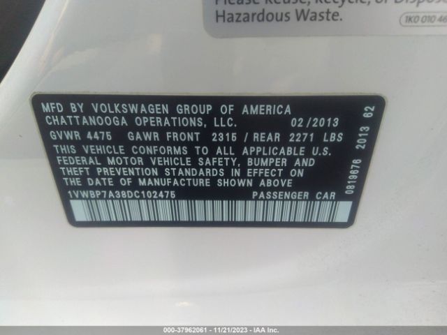 Photo 8 VIN: 1VWBP7A38DC102475 - VOLKSWAGEN PASSAT 