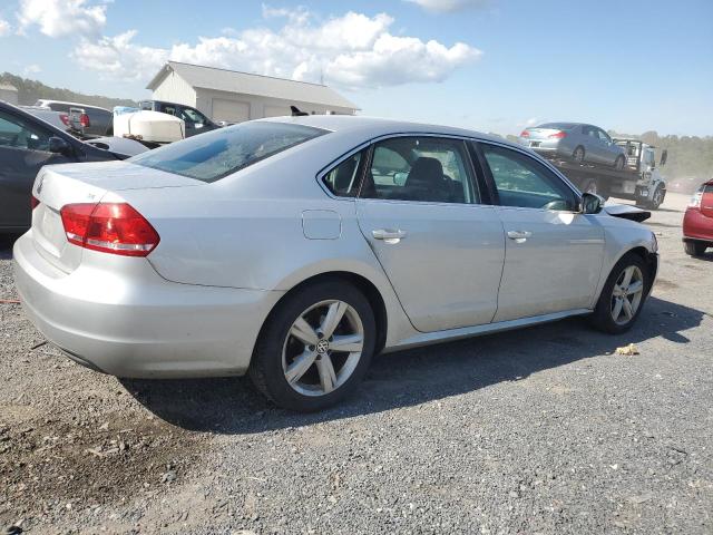 Photo 2 VIN: 1VWBP7A38DC108177 - VOLKSWAGEN PASSAT 