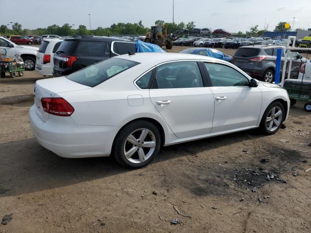 Photo 2 VIN: 1VWBP7A38DC146993 - VOLKSWAGEN PASSAT 