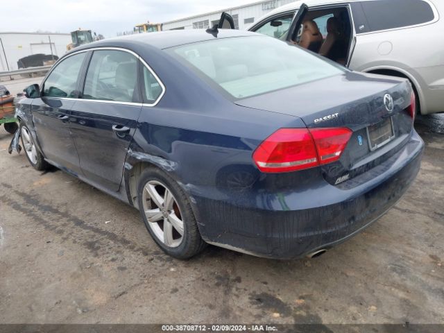 Photo 2 VIN: 1VWBP7A38DC150865 - VOLKSWAGEN PASSAT 