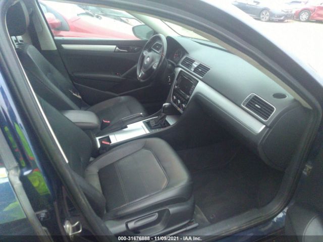 Photo 4 VIN: 1VWBP7A39CC014954 - VOLKSWAGEN PASSAT 