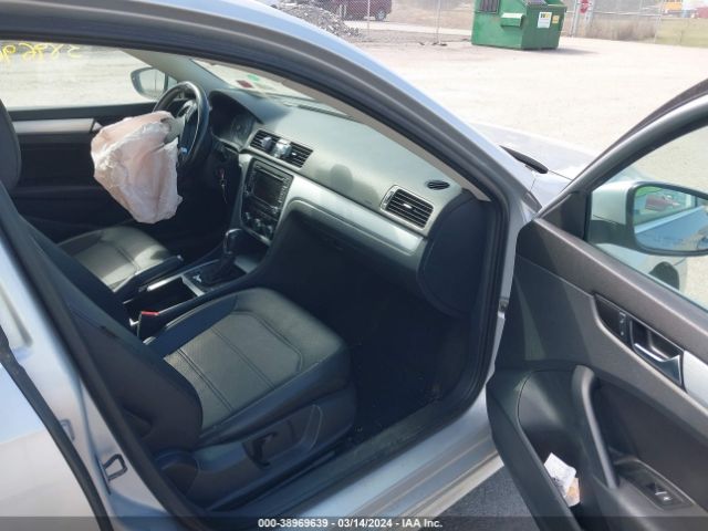 Photo 4 VIN: 1VWBP7A39CC028000 - VOLKSWAGEN PASSAT 