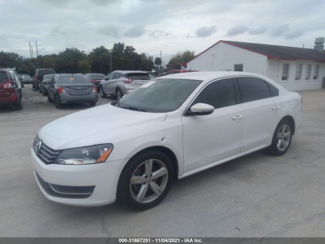 Photo 1 VIN: 1VWBP7A39CC047050 - VOLKSWAGEN PASSAT 