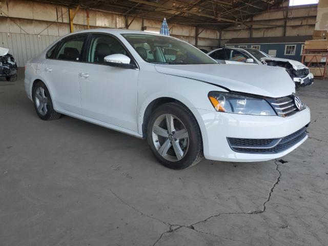 Photo 3 VIN: 1VWBP7A39CC052006 - VOLKSWAGEN PASSAT 