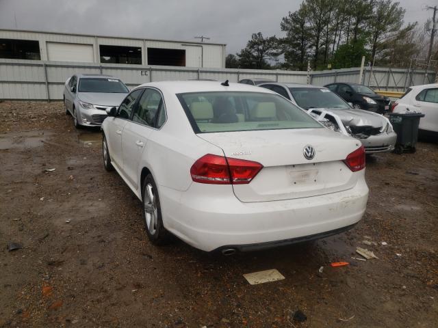 Photo 2 VIN: 1VWBP7A39CC067315 - VOLKSWAGEN PASSAT 