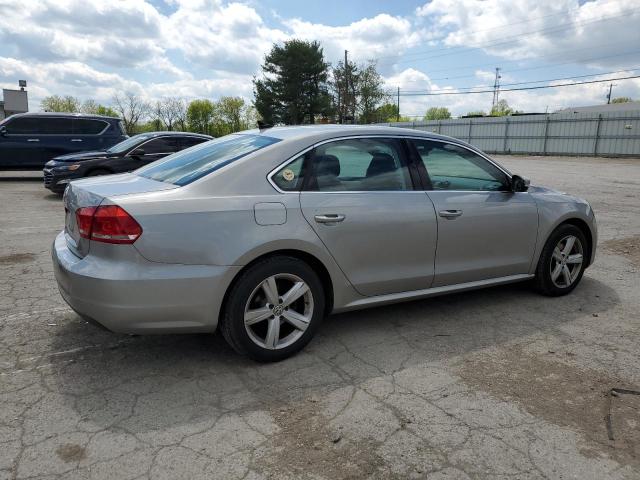 Photo 2 VIN: 1VWBP7A39CC104105 - VOLKSWAGEN PASSAT 