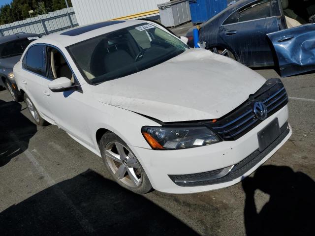 Photo 3 VIN: 1VWBP7A39DC004927 - VOLKSWAGEN PASSAT SE 