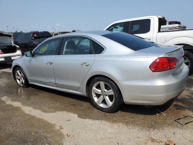 Photo 1 VIN: 1VWBP7A39DC038382 - VOLKSWAGEN PASSAT 