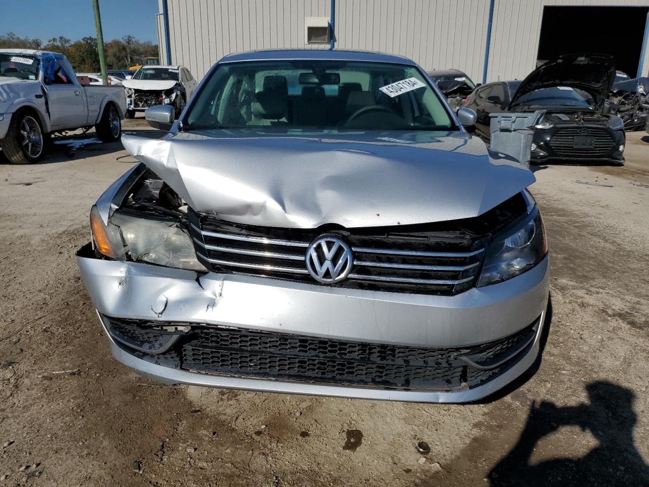 Photo 4 VIN: 1VWBP7A39DC128258 - VOLKSWAGEN PASSAT 