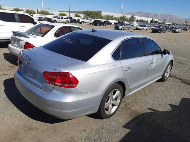 Photo 3 VIN: 1VWBP7A3XCC007656 - VOLKSWAGEN PASSAT SE 