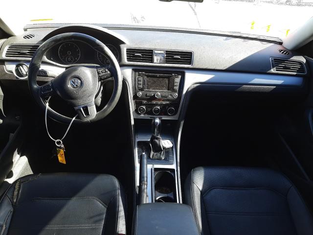 Photo 8 VIN: 1VWBP7A3XCC007656 - VOLKSWAGEN PASSAT SE 