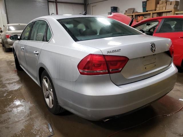 Photo 2 VIN: 1VWBP7A3XCC009424 - VOLKSWAGEN PASSAT 