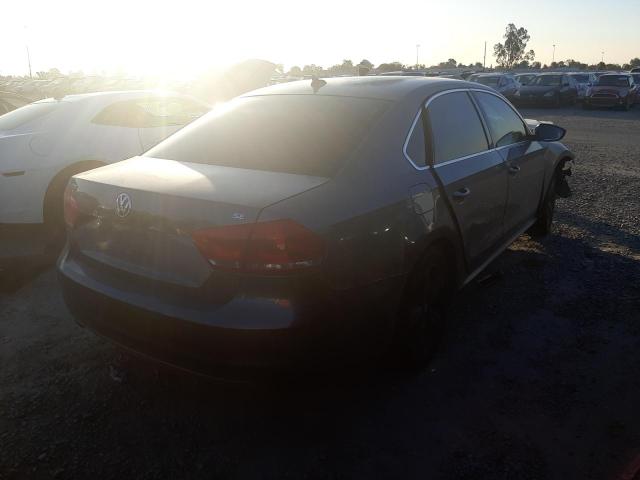 Photo 2 VIN: 1VWBP7A3XCC011268 - VOLKSWAGEN PASSAT 