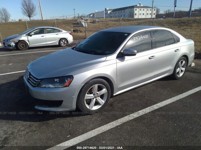 Photo 1 VIN: 1VWBP7A3XCC018883 - VOLKSWAGEN PASSAT 