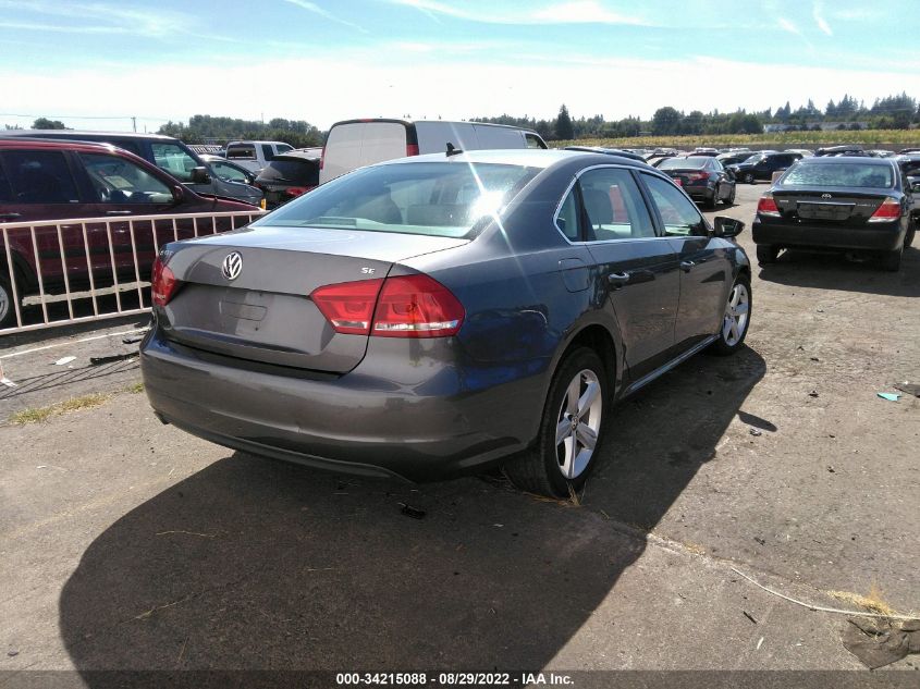 Photo 3 VIN: 1VWBP7A3XCC019063 - VOLKSWAGEN PASSAT 