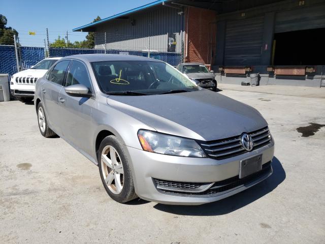 Photo 0 VIN: 1VWBP7A3XCC025297 - VOLKSWAGEN PASSAT SE 