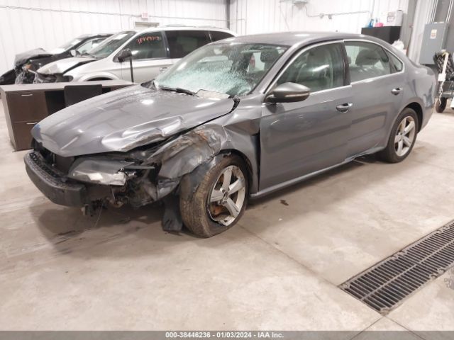 Photo 1 VIN: 1VWBP7A3XCC032511 - VOLKSWAGEN PASSAT 