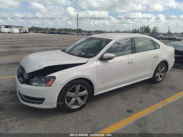 Photo 1 VIN: 1VWBP7A3XCC050698 - VOLKSWAGEN PASSAT 