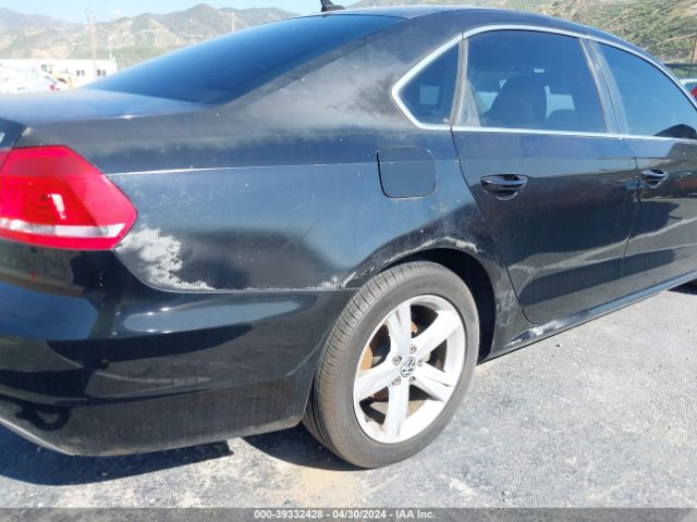 Photo 5 VIN: 1VWBP7A3XCC059059 - VOLKSWAGEN PASSAT 