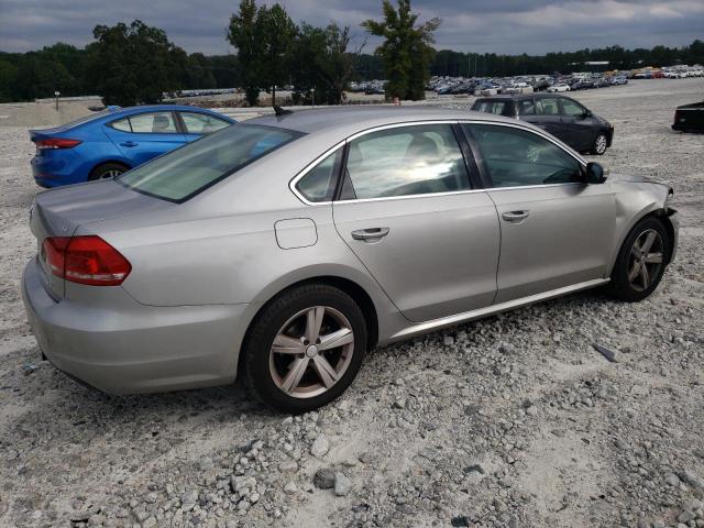 Photo 2 VIN: 1VWBP7A3XCC110849 - VOLKSWAGEN PASSAT 