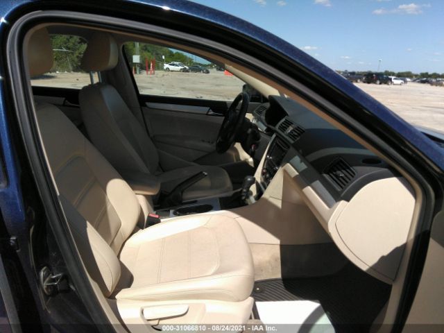 Photo 4 VIN: 1VWBP7A3XDC077384 - VOLKSWAGEN PASSAT 