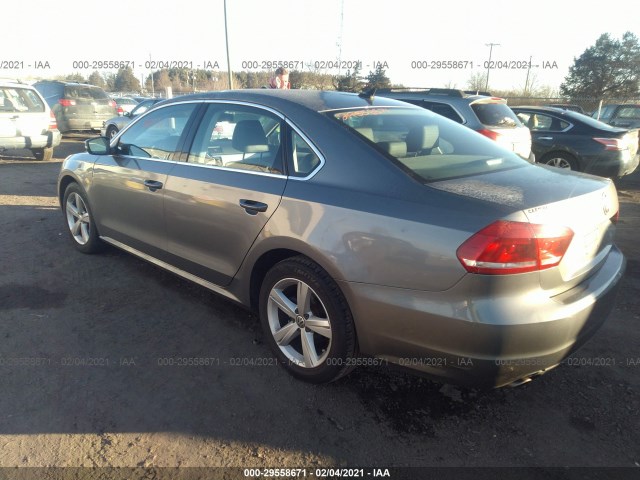 Photo 2 VIN: 1VWBP7A3XDC097277 - VOLKSWAGEN PASSAT 