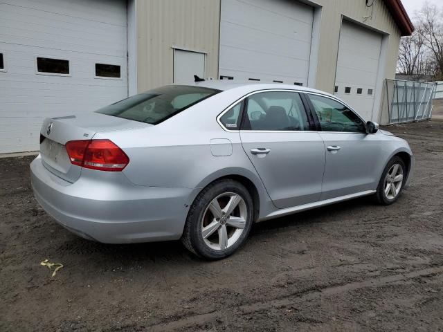 Photo 2 VIN: 1VWBP7A3XDC101697 - VOLKSWAGEN PASSAT 