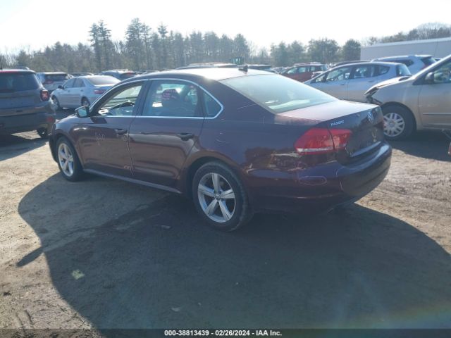 Photo 2 VIN: 1VWBP7A3XDC107466 - VOLKSWAGEN PASSAT 