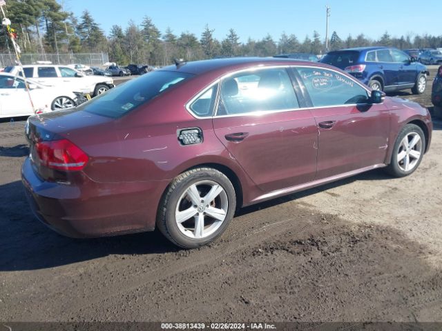 Photo 3 VIN: 1VWBP7A3XDC107466 - VOLKSWAGEN PASSAT 