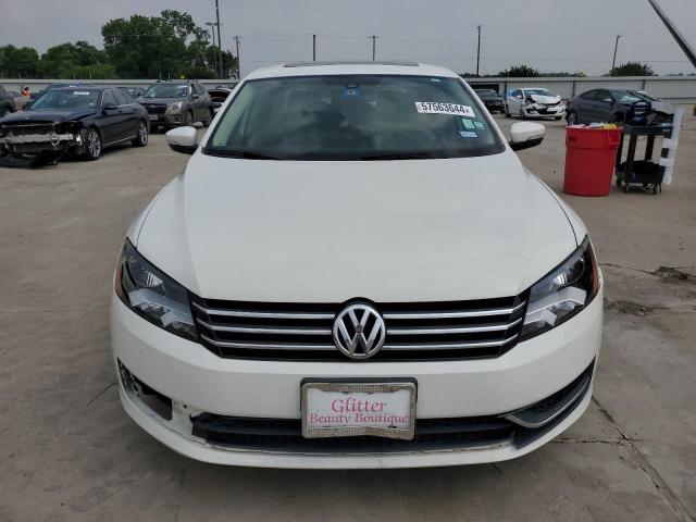 Photo 4 VIN: 1VWBS7A30EC094629 - VOLKSWAGEN PASSAT 