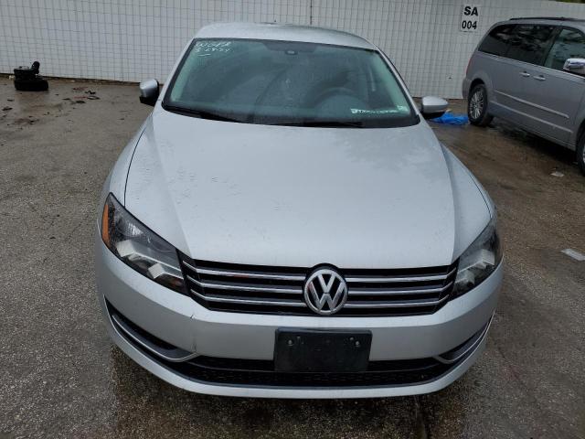 Photo 4 VIN: 1VWBS7A30EC094758 - VOLKSWAGEN PASSAT 