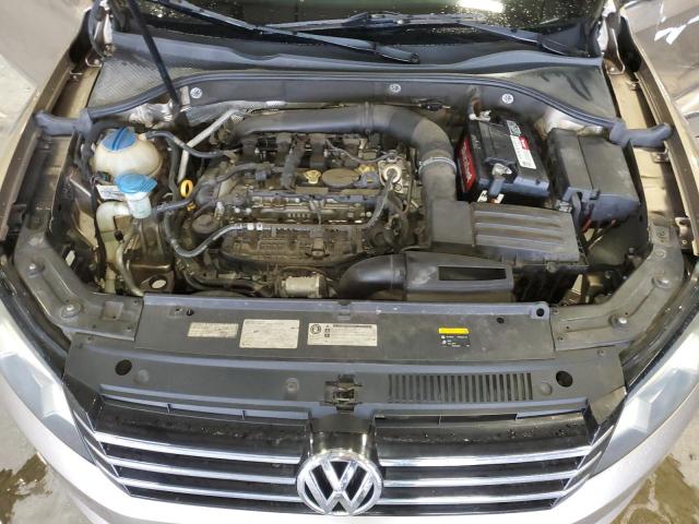 Photo 10 VIN: 1VWBS7A30FC023402 - VOLKSWAGEN PASSAT 