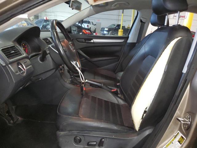 Photo 6 VIN: 1VWBS7A30FC023402 - VOLKSWAGEN PASSAT 