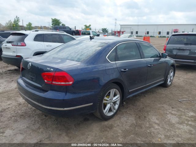 Photo 3 VIN: 1VWBS7A30FC064466 - VOLKSWAGEN PASSAT 