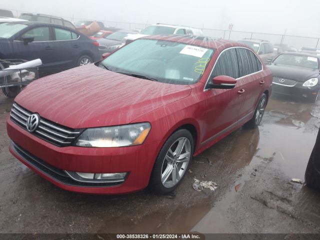 Photo 1 VIN: 1VWBS7A30FC101547 - VOLKSWAGEN PASSAT 