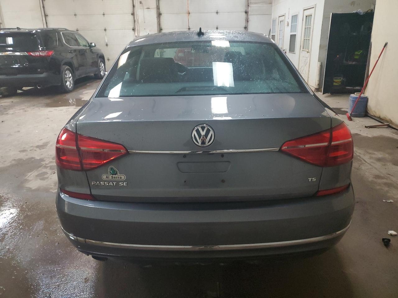 Photo 5 VIN: 1VWBS7A30GC015561 - VOLKSWAGEN PASSAT 