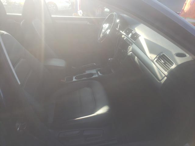 Photo 4 VIN: 1VWBS7A31EC097054 - VOLKSWAGEN PASSAT 