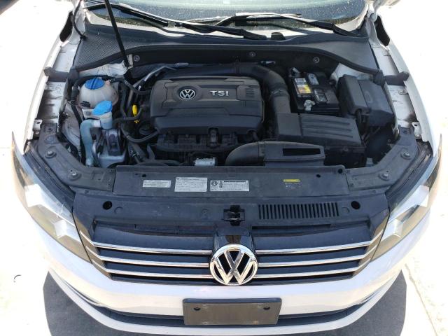 Photo 10 VIN: 1VWBS7A31EC099774 - VOLKSWAGEN PASSAT 