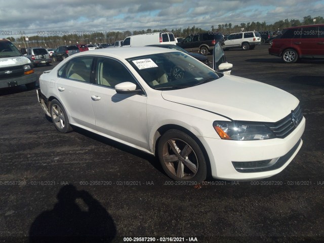 Photo 0 VIN: 1VWBS7A31EC117626 - VOLKSWAGEN PASSAT 