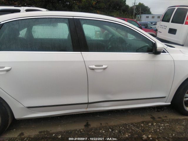 Photo 5 VIN: 1VWBS7A31FC025904 - VOLKSWAGEN PASSAT 