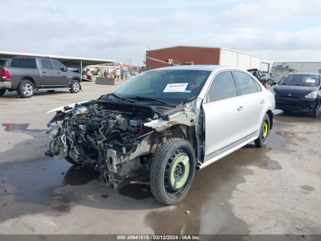 Photo 1 VIN: 1VWBS7A31GC020798 - VOLKSWAGEN PASSAT 