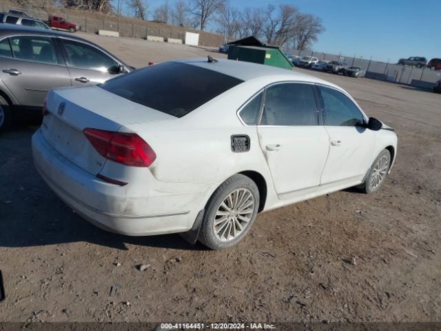 Photo 3 VIN: 1VWBS7A31GC021787 - VOLKSWAGEN PASSAT 