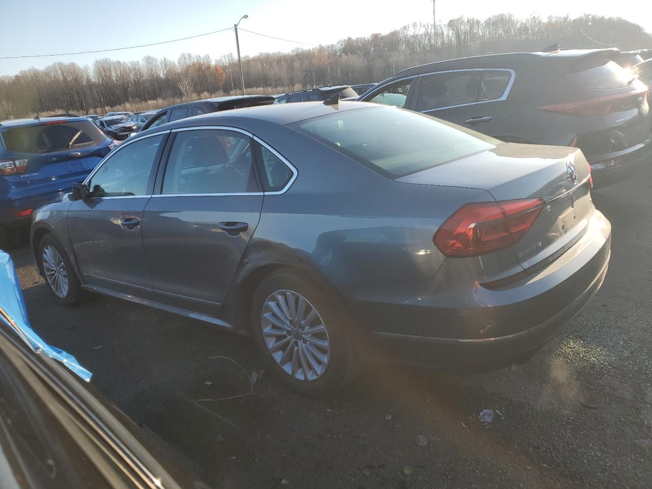 Photo 1 VIN: 1VWBS7A31GC057544 - VOLKSWAGEN PASSAT 