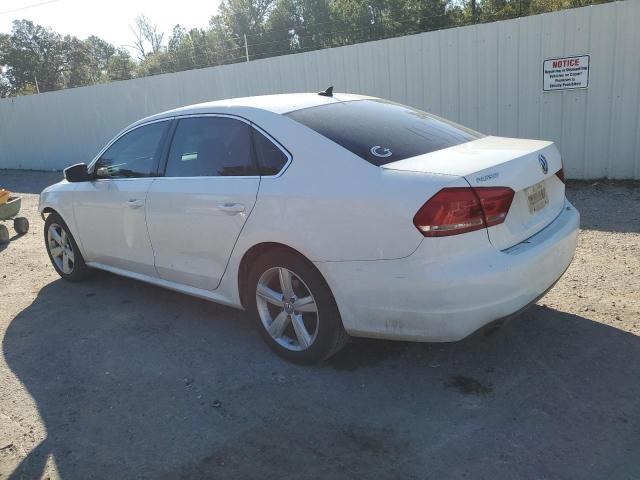 Photo 1 VIN: 1VWBS7A32FC015480 - VOLKSWAGEN PASSAT 